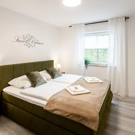 Lägenhet Heaven Zwischen Koeln Und Phantasialand Hürth