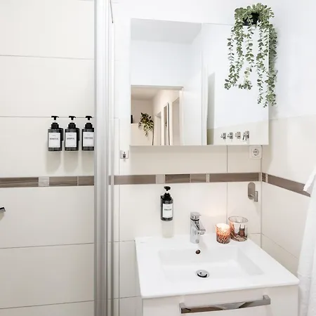 Heaven Zwischen Koeln Und Phantasialand Apartment Huerth